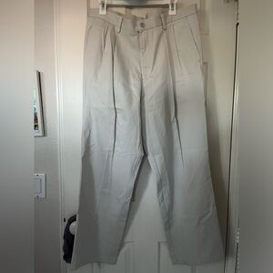 dockers men’s classic fit pleated light gray khaki dress pants